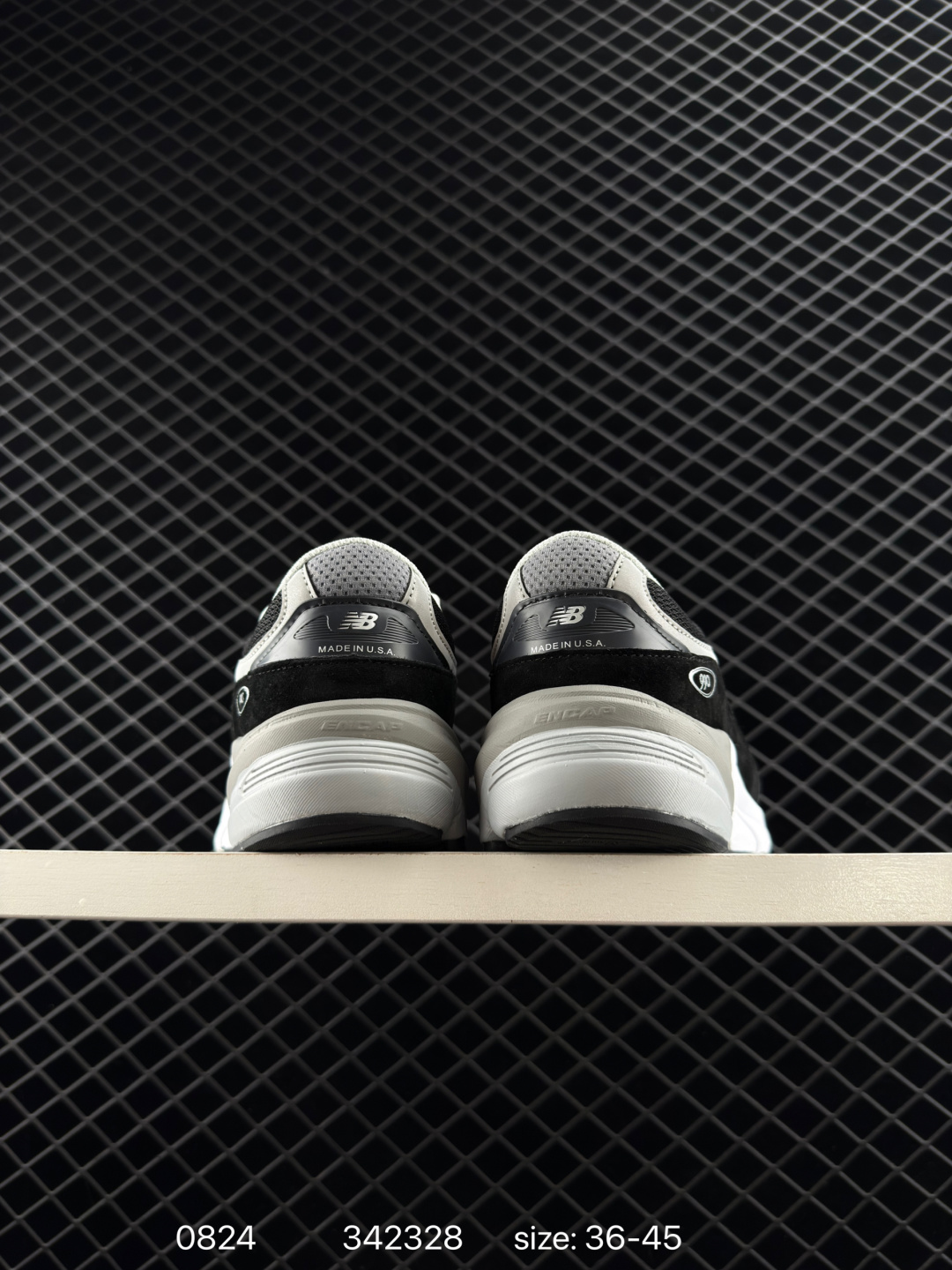 Loro Piana x New Balance NB 990 V6